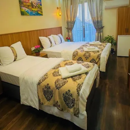 By Historia * 伊斯坦布尔