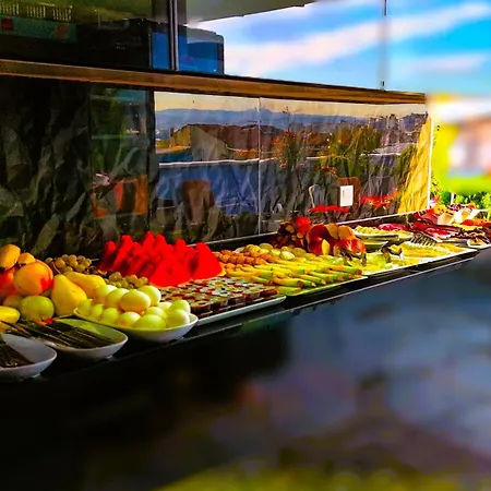 By Historia Szálloda