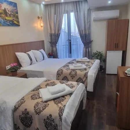 By Historia * Istanbulská provincie