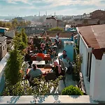 Histavera Hotel *